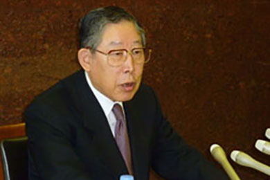 変遷する官邸会議の舞台裏