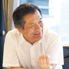伊勢真一氏
